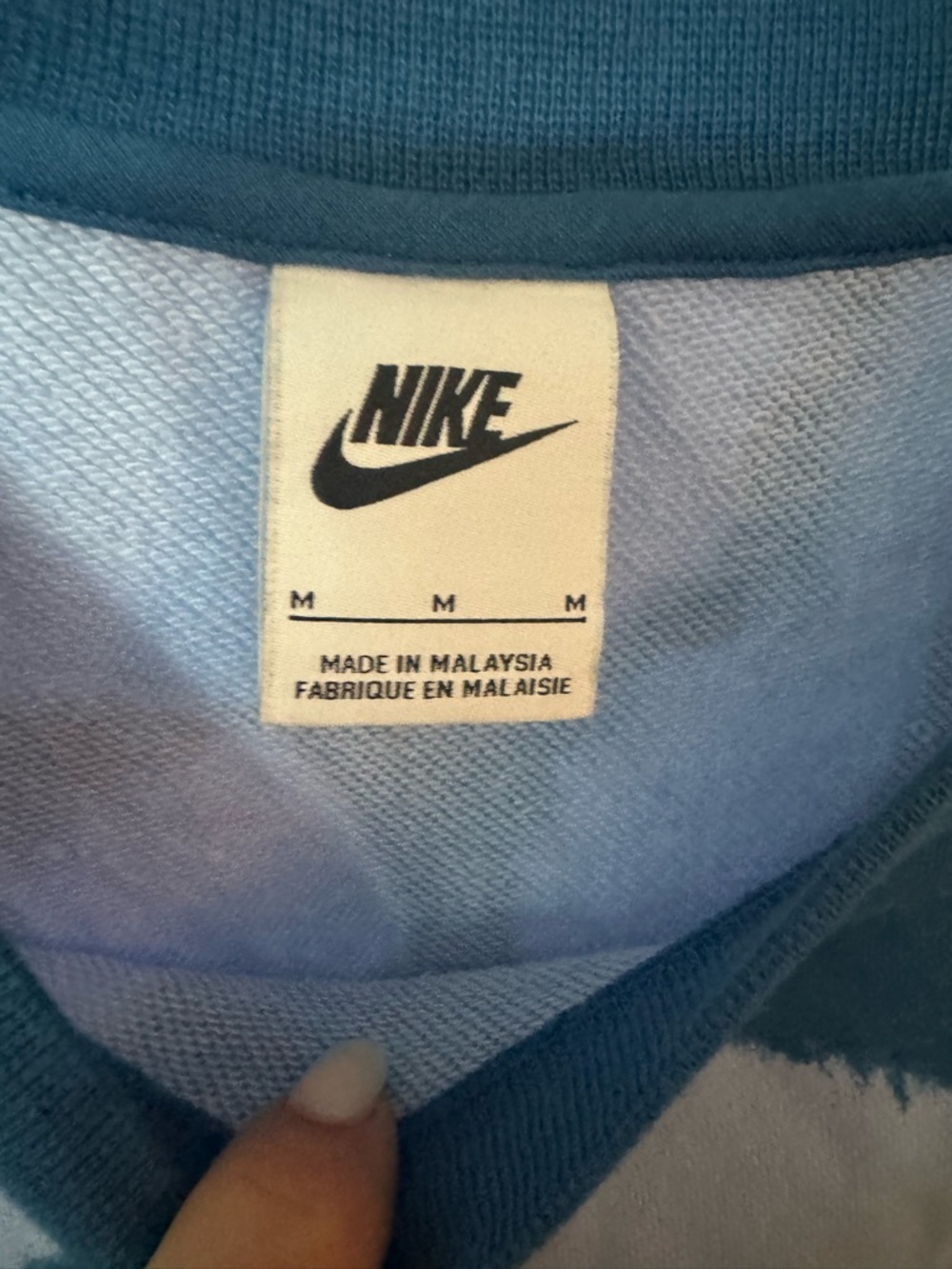 Nike Blue Tie-Dye Crewneck Sweatshirt Unisex - Like New - Picture 3 of 3